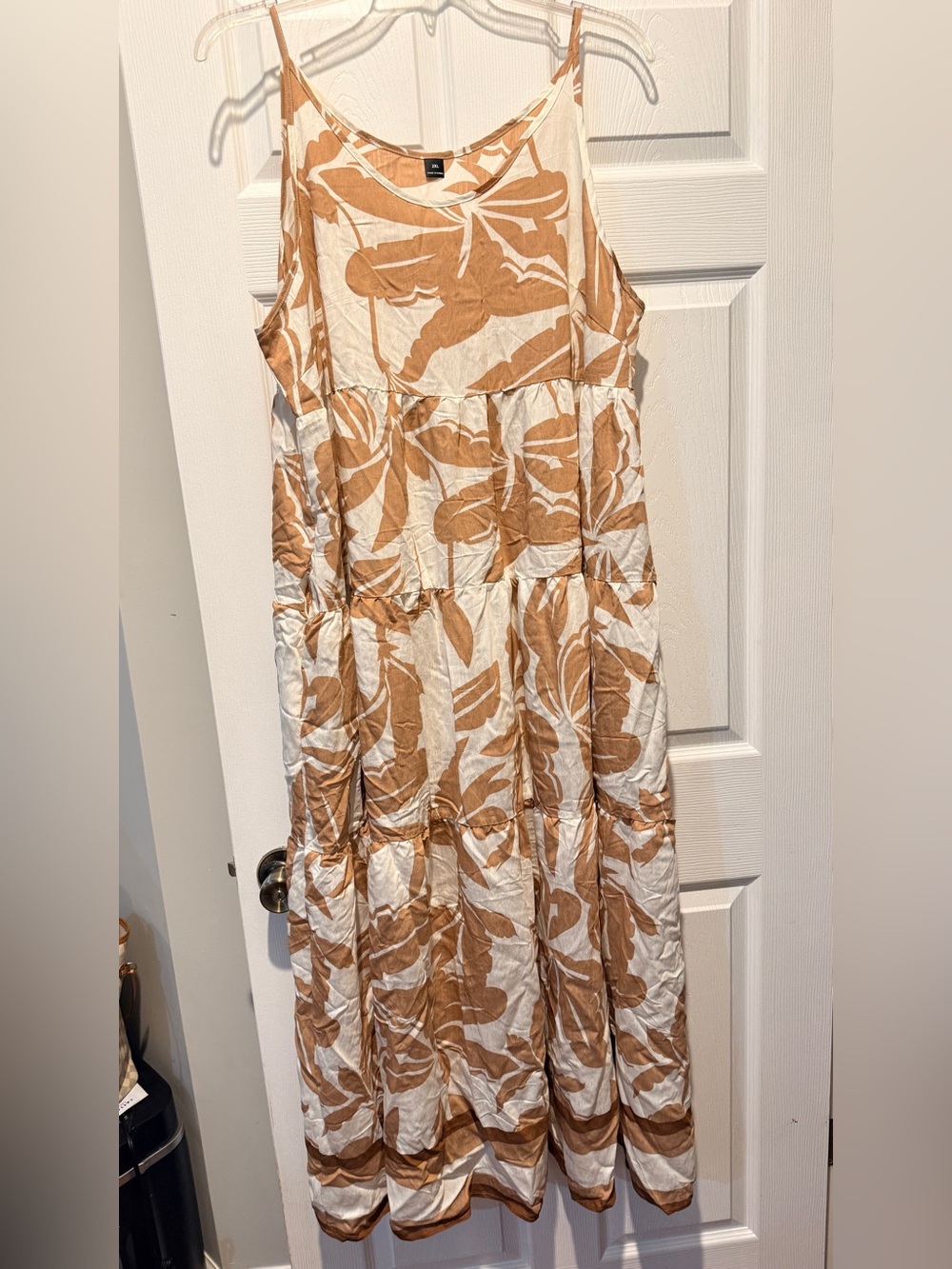 Tiered Spaghetti-Strap Maxi Dress in Cream and Tan Leaf Print